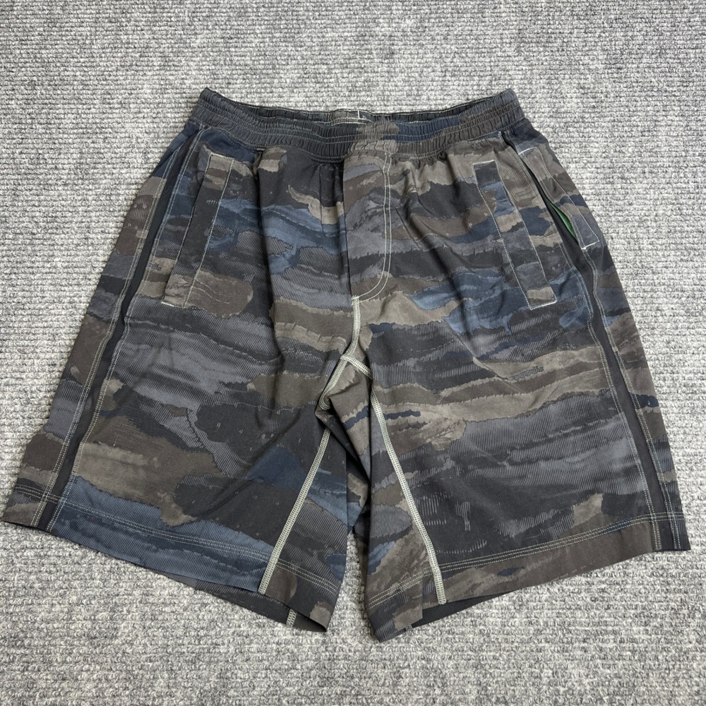 Lululemon Pace Breaker 9 Inch Camo Shorts Mens Medium Grey Blue Green Liner